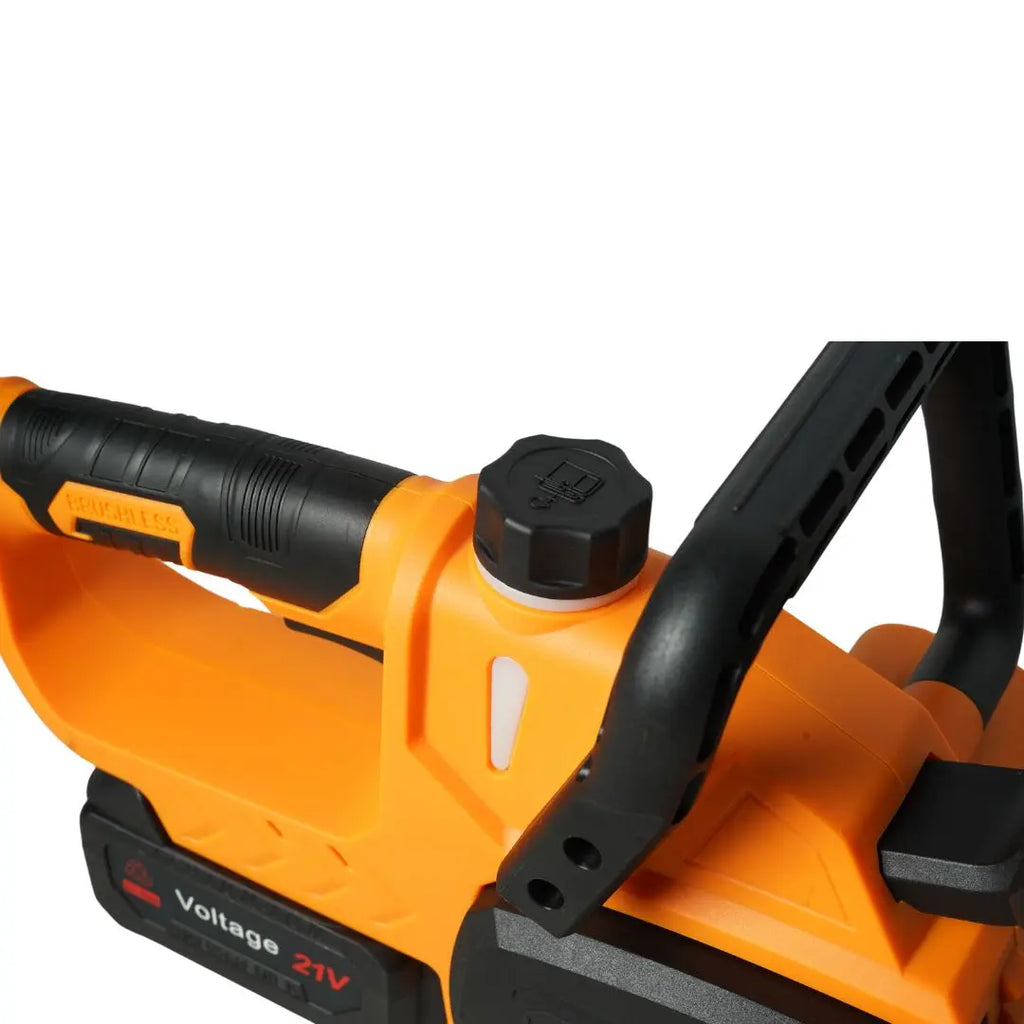 XLNT 21V Cordless Chainsaw XTCC 137 - Lightweight Battery Chainsaw for Quick Cutting XLNT